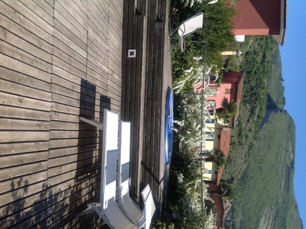 Albergo Al Caminetto Torbole Sul Garda Exterior photo